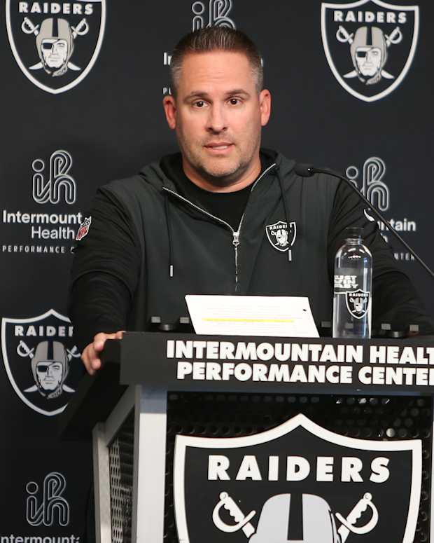 Josh McDaniels-9